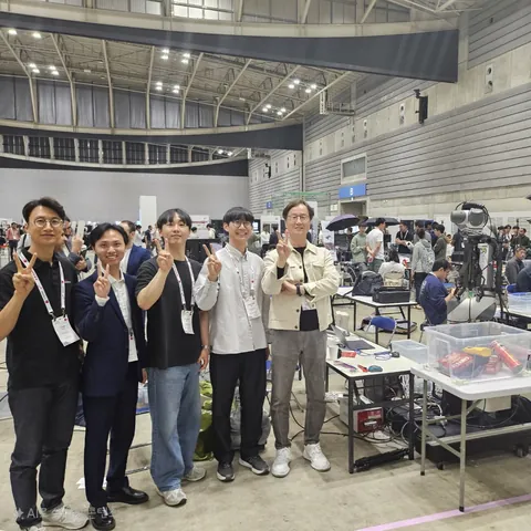 RGMC 2024 2nd place team at ICRA 2024 — Seunghwan Um (rush, 엄승환) with ReC-Gripper